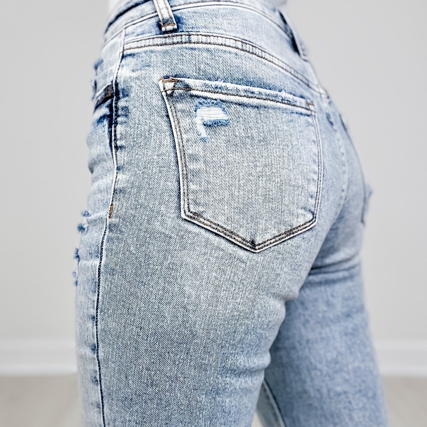 Lovervet Hi-rise crop straight fit