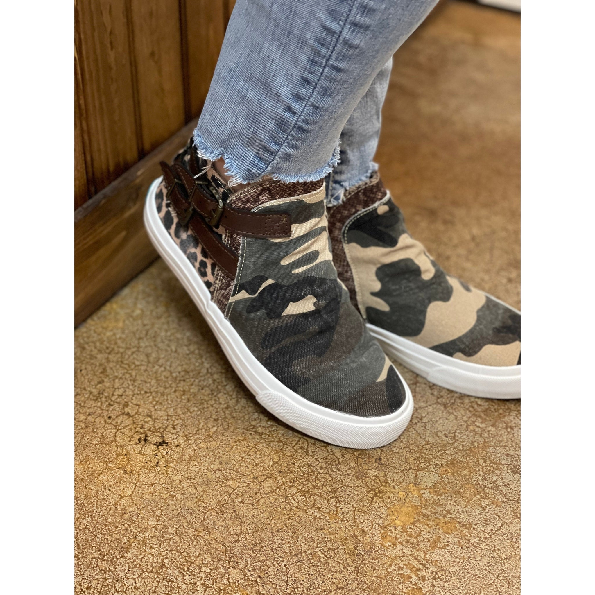 Blowfish Makome  Booties *Final Sale*