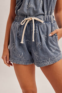 Ribbon Bow Curved Bottom Hem Pleating Detail Stretched Waist Shorts