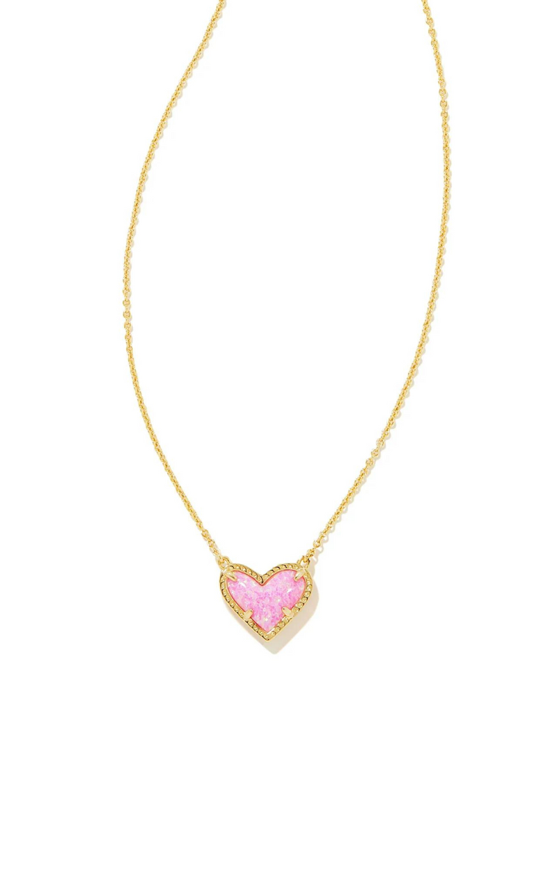 Bubble Gum Pink Ari Heart Short Pendant Necklace