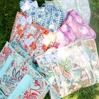 Jane Tote Bags by Farylina