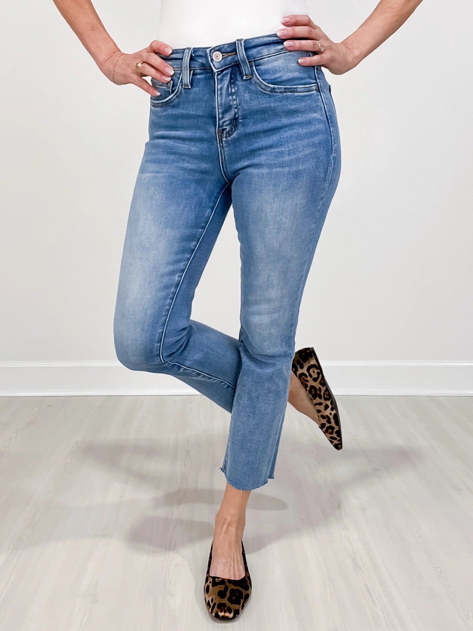 Hi Rise Slim Loveret Jeans