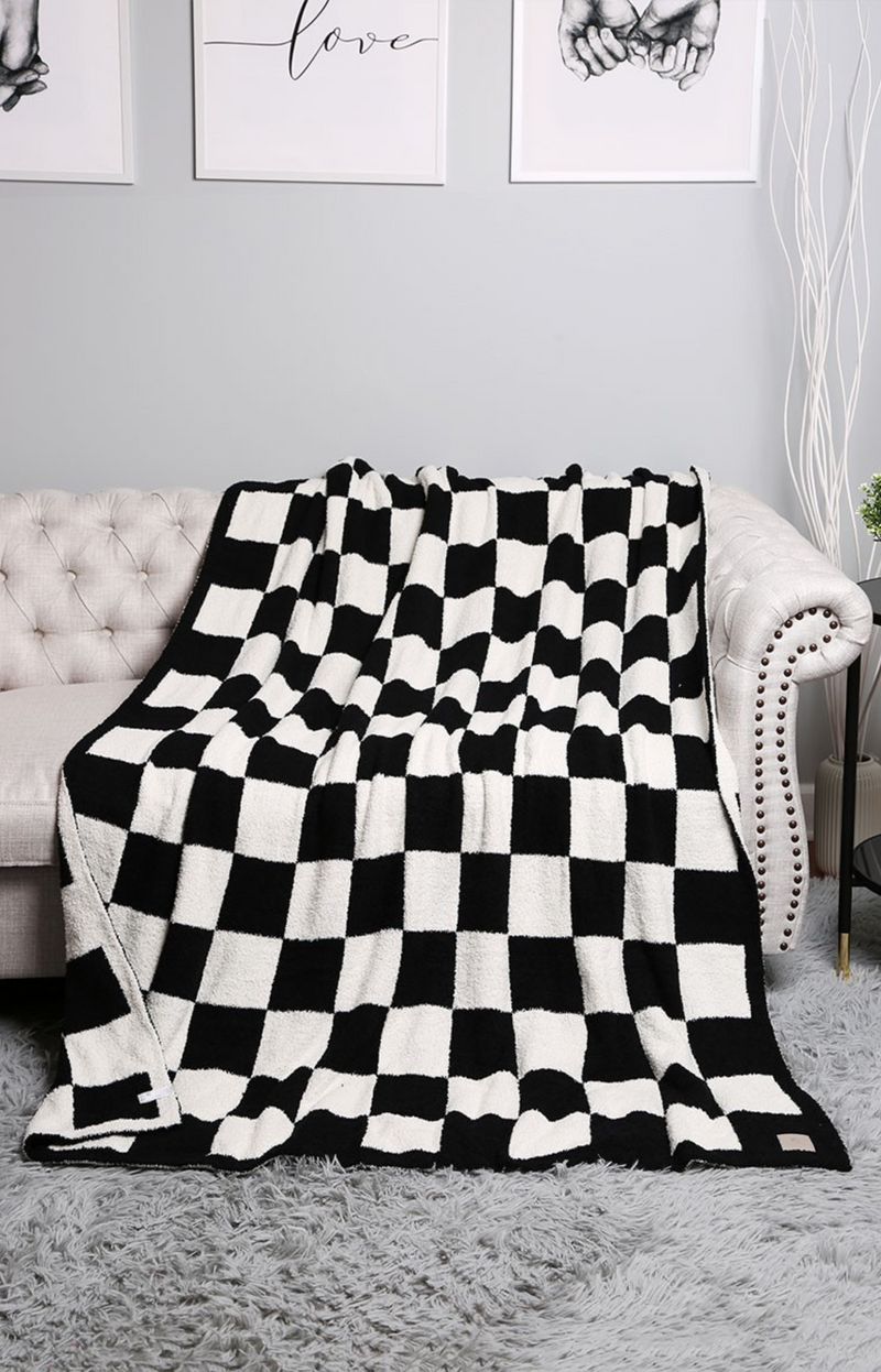 checkered blanket/cute/cozy/ in style/ washable