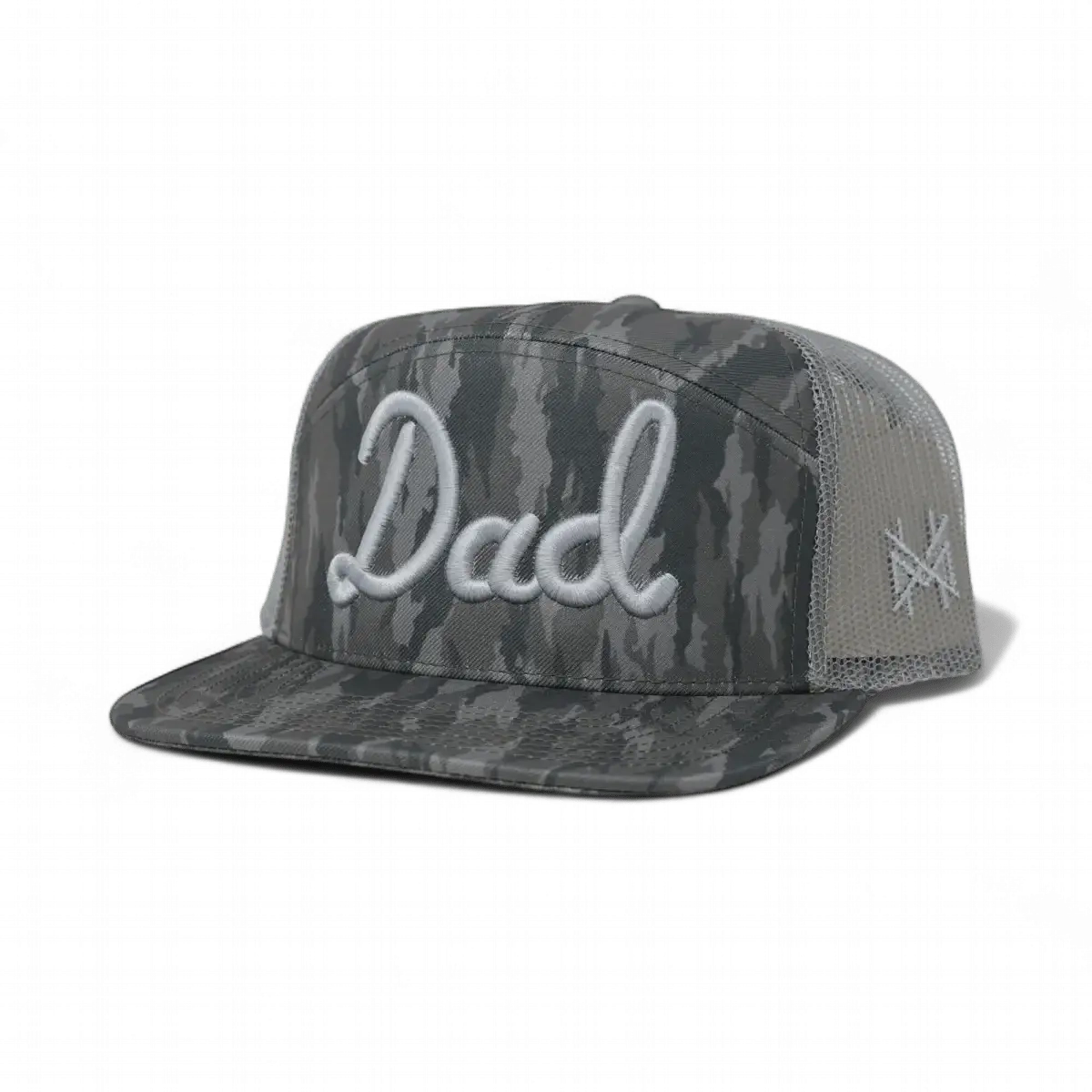 Gray camouflage cap with 'Dad' text on a white background