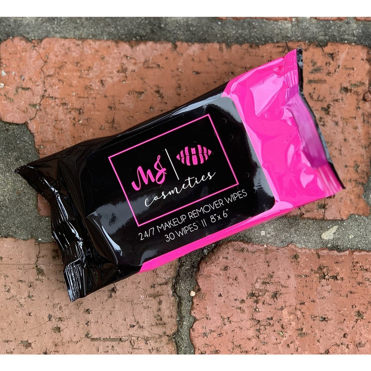 makeup wipes/ makeup junkie/ makeup remover